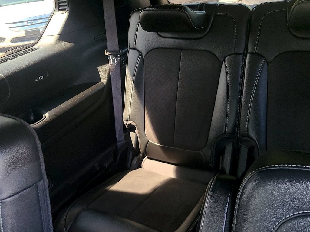 2023 Jeep Grand Cherokee L Altitude 4x4