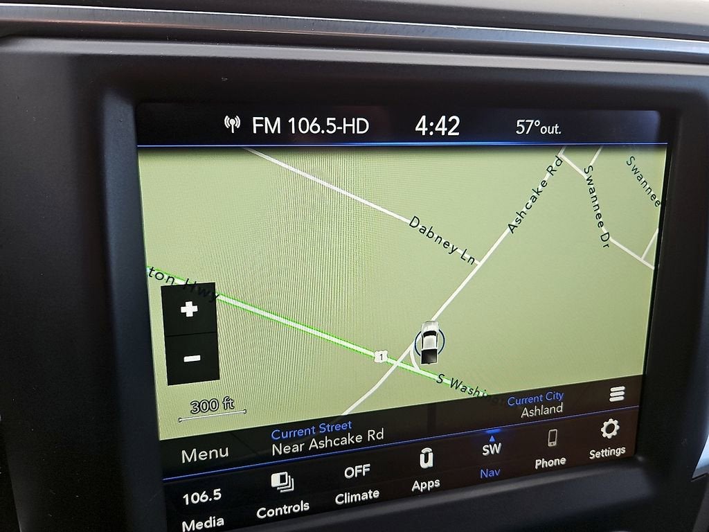 2022 RAM 1500 Classic SLT Crew Cab 4x2 5'7" Box