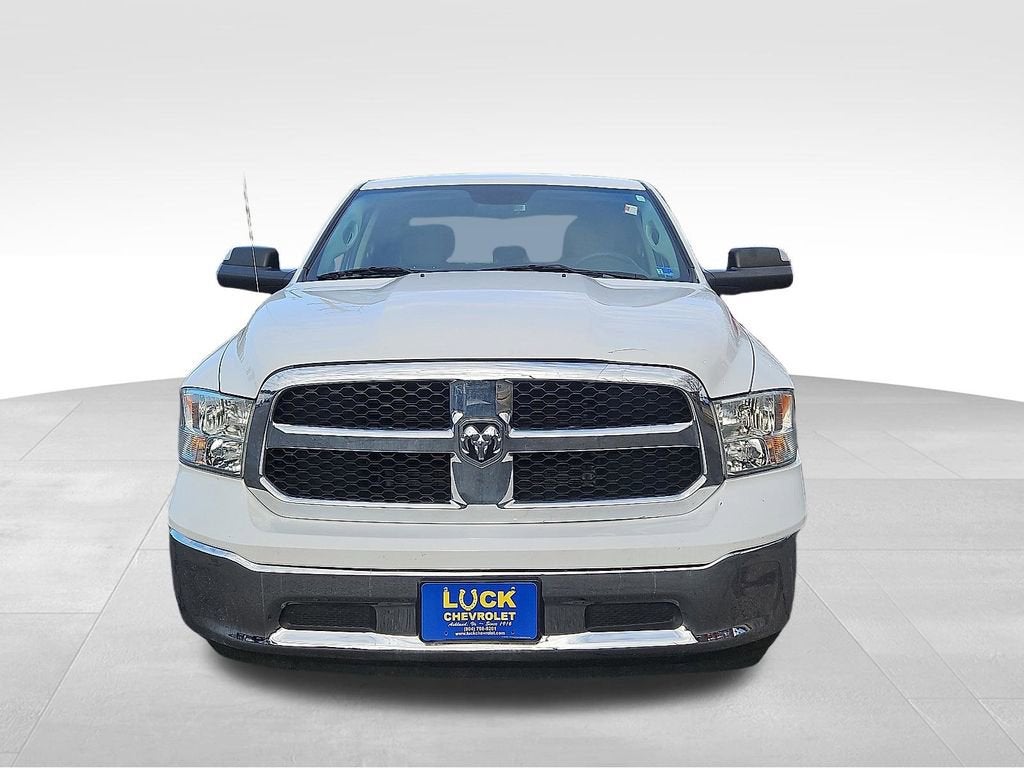 2022 RAM 1500 Classic SLT Crew Cab 4x2 5'7" Box