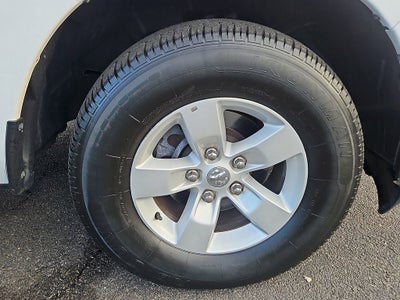 2022 RAM 1500 Classic SLT Crew Cab 4x2 5'7" Box