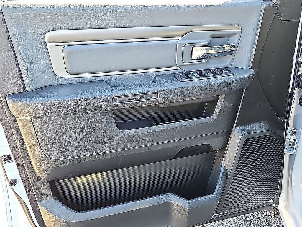 2021 RAM 1500 Classic SLT