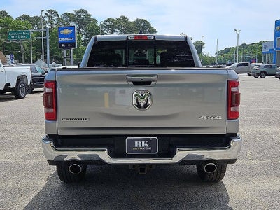 2020 RAM 1500 Laramie Crew Cab 4x4 5'7" Box