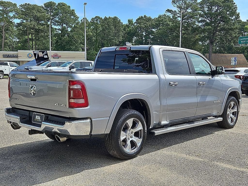 2020 RAM 1500 Laramie Crew Cab 4x4 5'7" Box