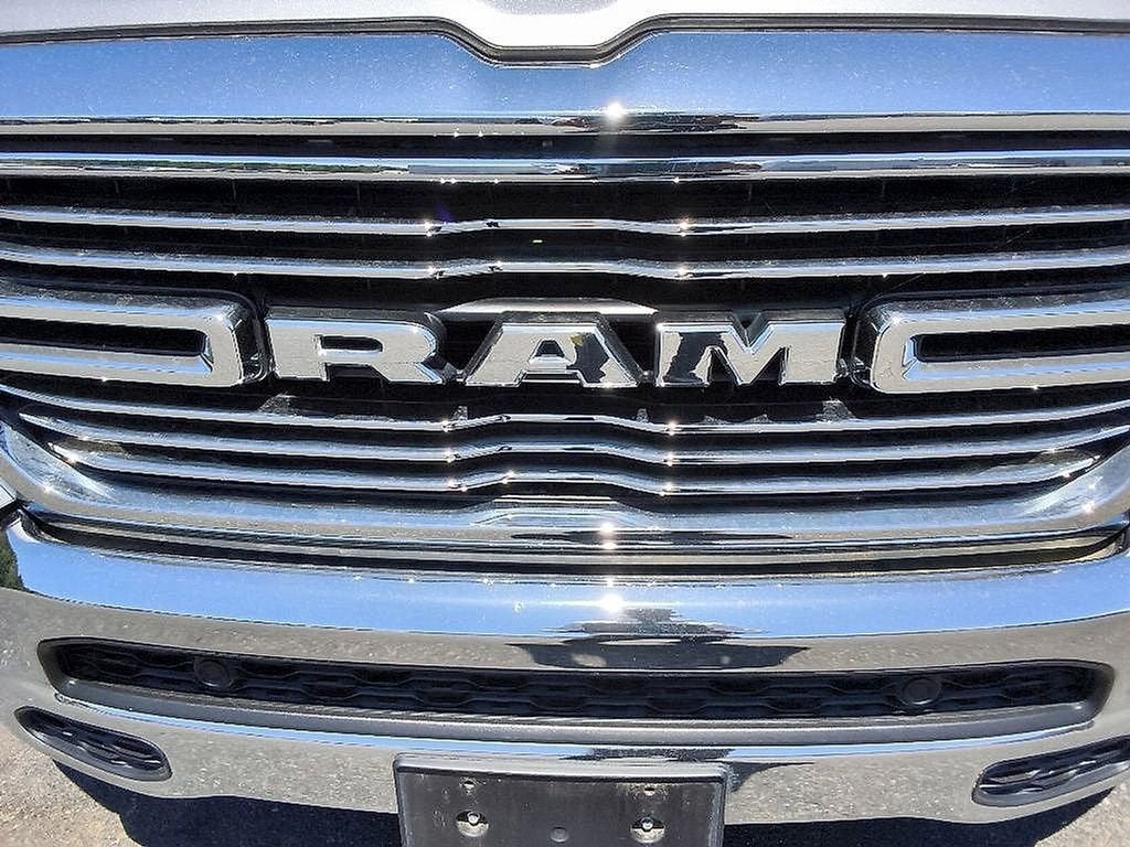 2023 RAM 1500 Laramie Crew Cab 4x4 5'7" Box