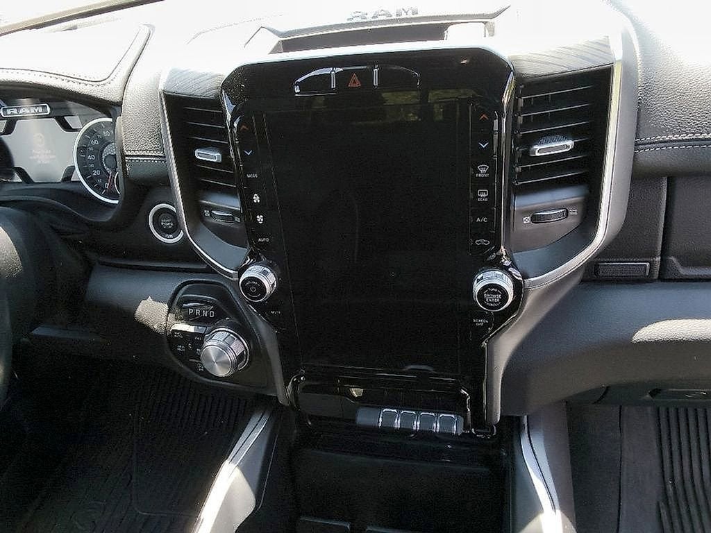2023 RAM 1500 Laramie Crew Cab 4x4 5'7" Box