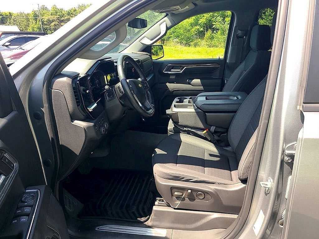 2023 Chevrolet Silverado 1500 LT - Photo 19