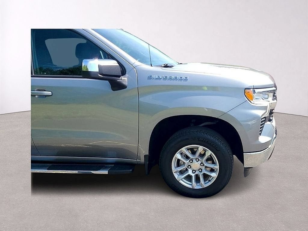 2023 Chevrolet Silverado 1500 LT - Photo 9