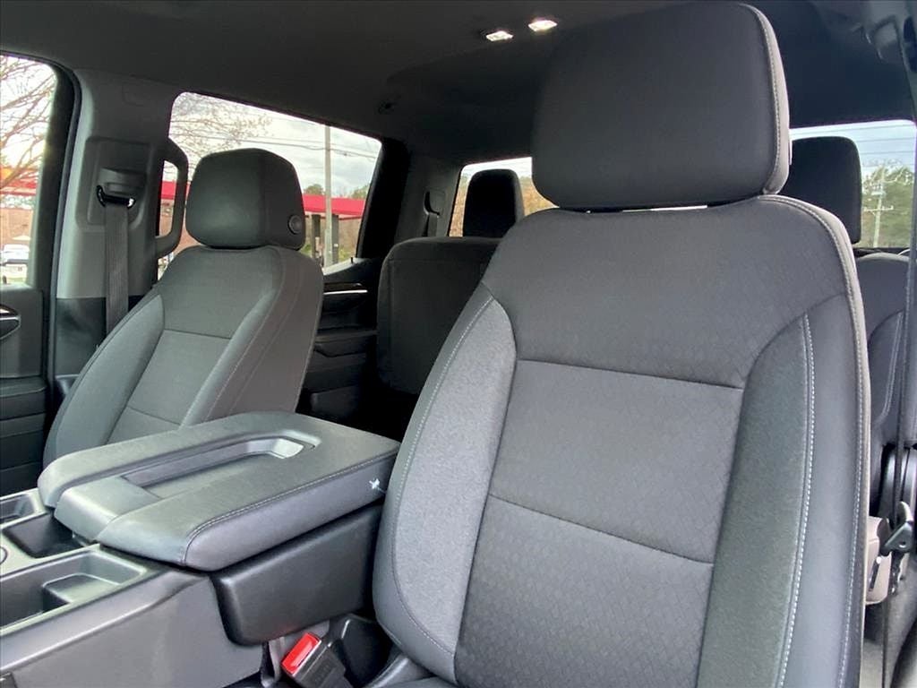 2025 Chevrolet Silverado 1500 LT LT1