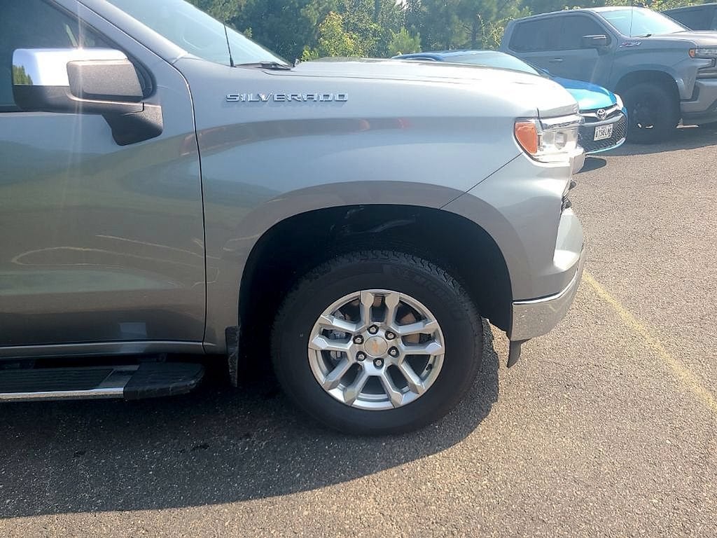 2025 Chevrolet Silverado 1500 LT