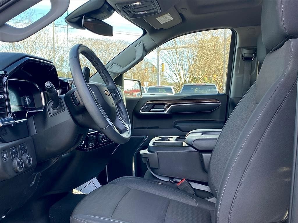 2025 Chevrolet Silverado 1500 LT LT1