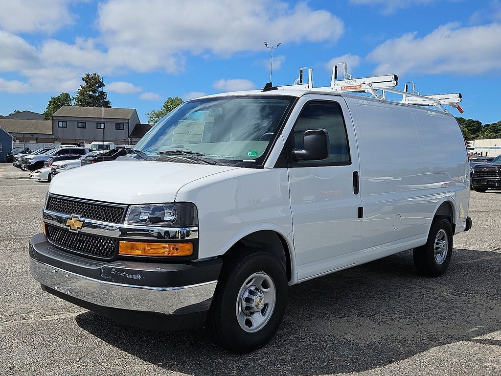2025 Chevrolet Express 2500 Work Van Cargo