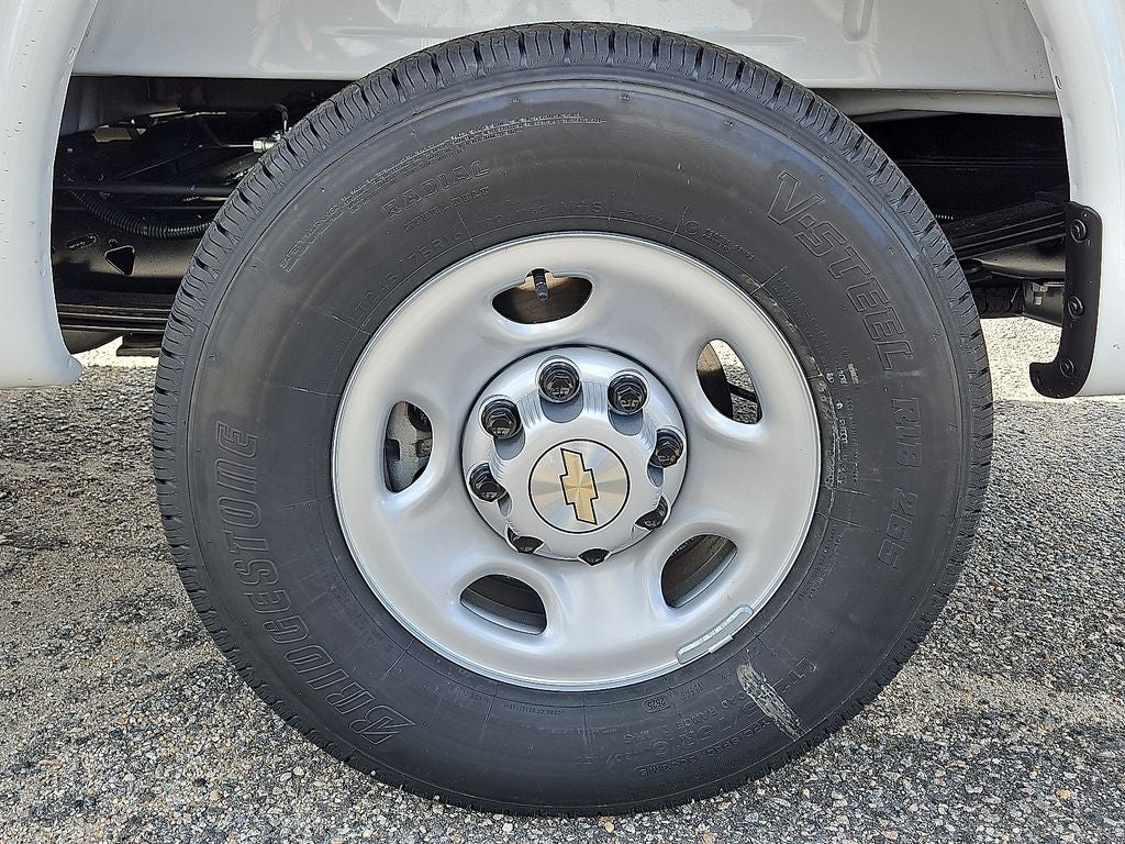 2025 Chevrolet Express 2500 Work Van Cargo