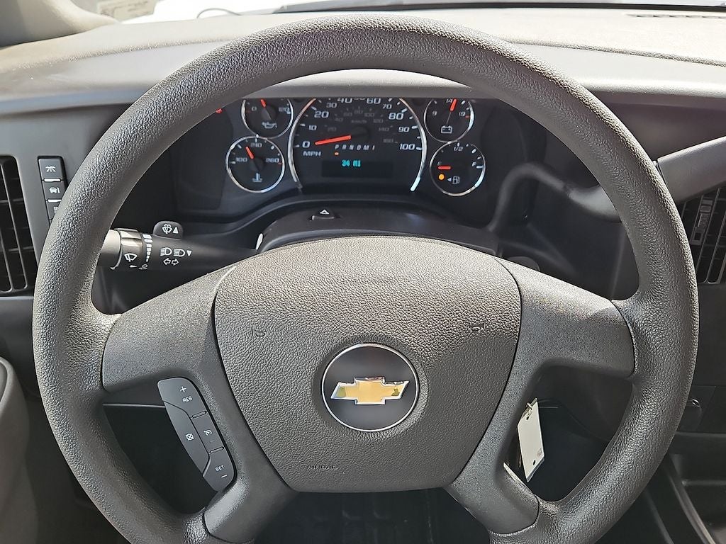 2025 Chevrolet Express 2500 Work Van Cargo