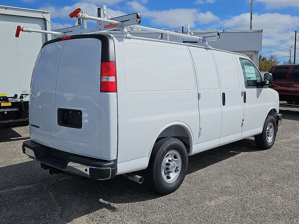 2025 Chevrolet Express 2500 Work Van Cargo