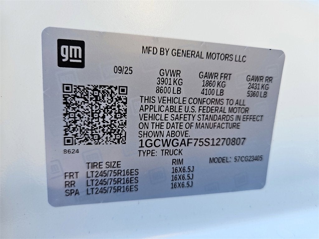 2025 Chevrolet Express Cargo 2500 WT