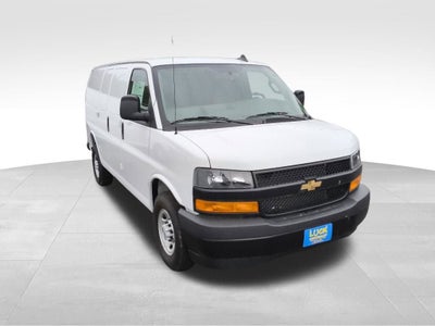2025 Chevrolet Express Cargo WT