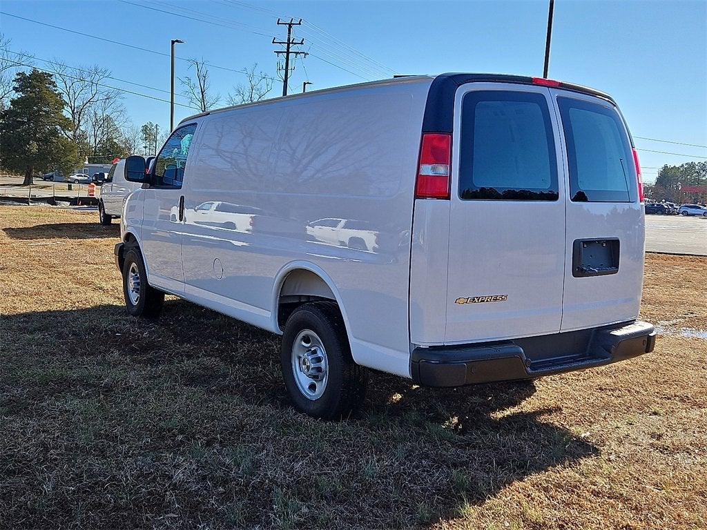 2025 Chevrolet Express Cargo 2500 WT