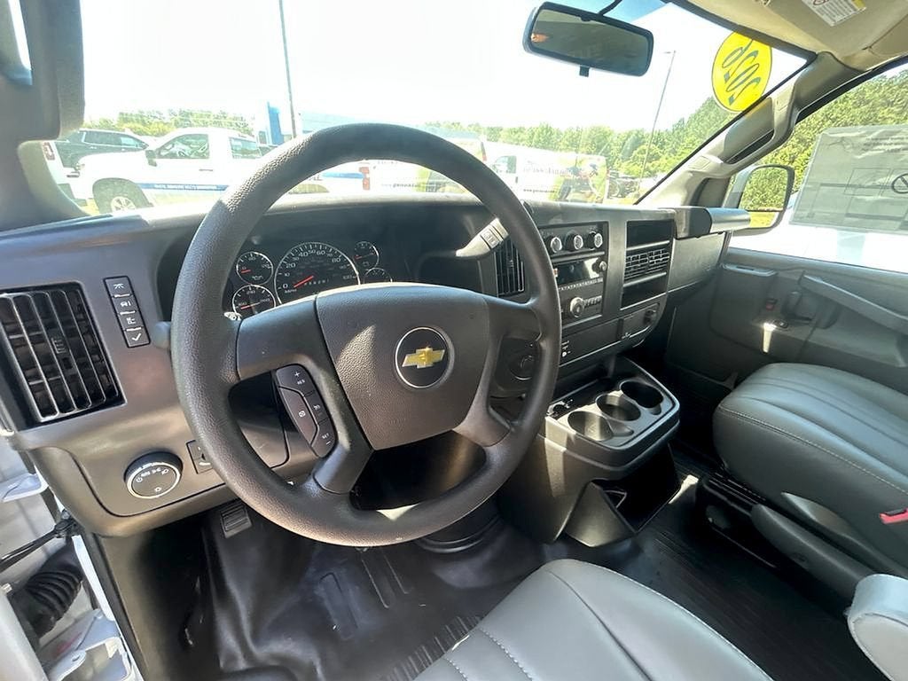 2026 Chevrolet Express Cargo WT