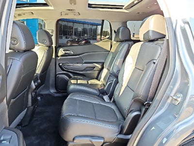 2021 GMC Acadia SLT
