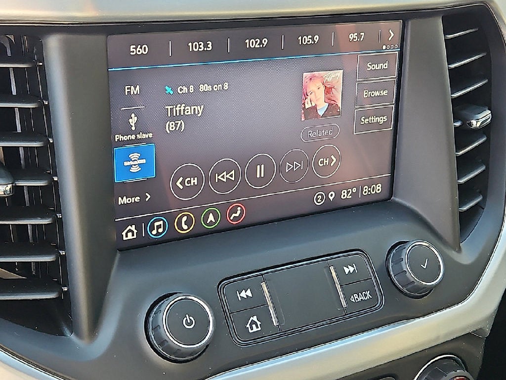 2021 GMC Acadia SLT