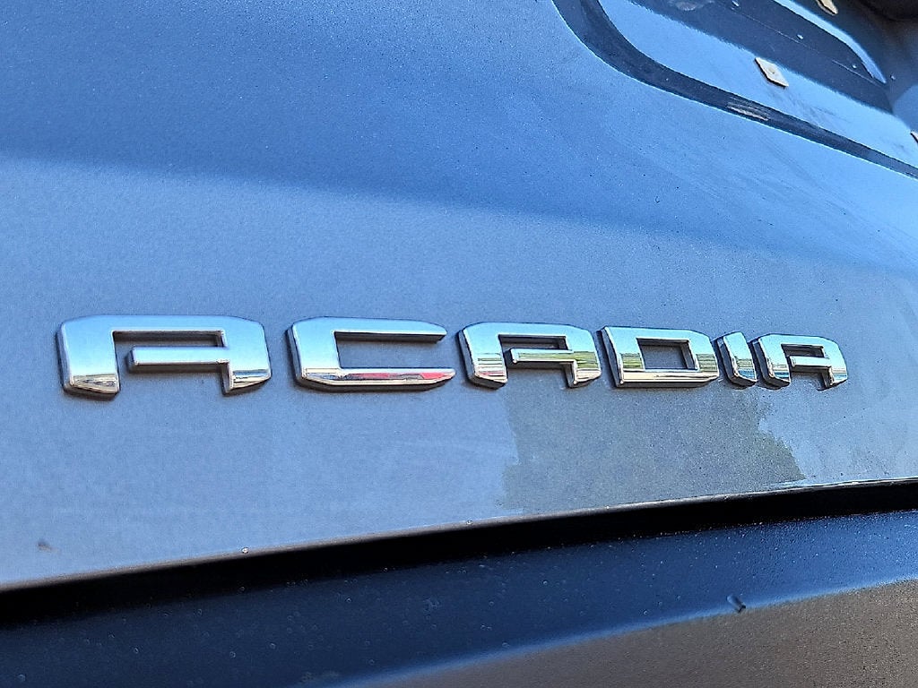 2021 GMC Acadia SLT