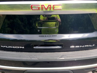 2022 GMC Yukon Denali