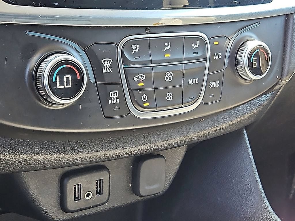 2021 Chevrolet Traverse LS