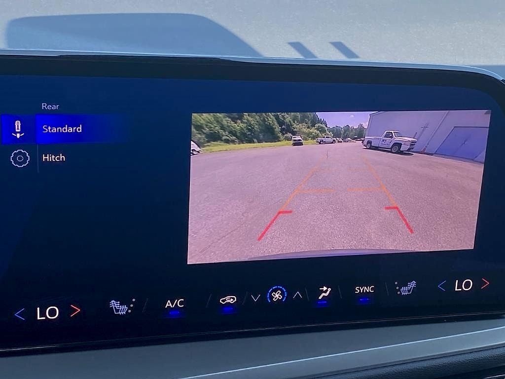 2025 Chevrolet Traverse LT 2LT