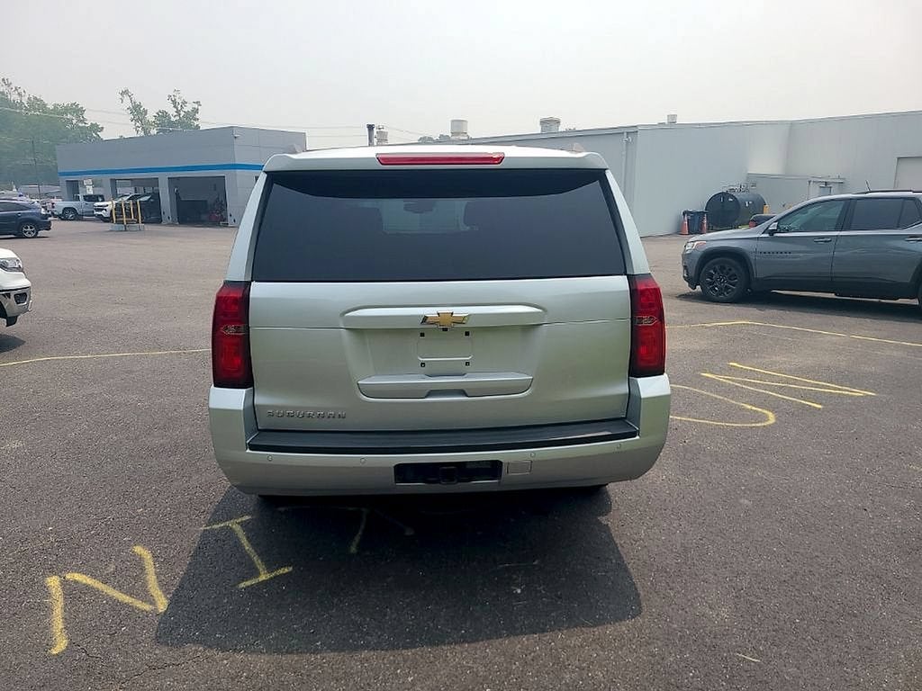 2019 Chevrolet Suburban LT