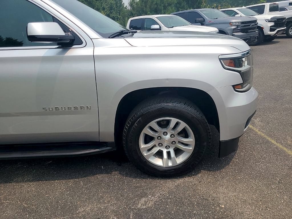 2019 Chevrolet Suburban LT