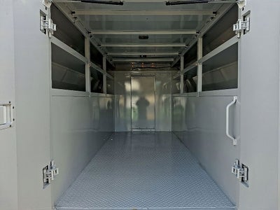 2025 Chevrolet Express 3500 Work Van Cutaway