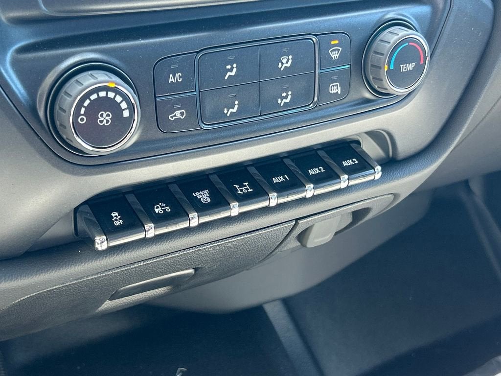 2023 Chevrolet Silverado 5500 HD Work Truck