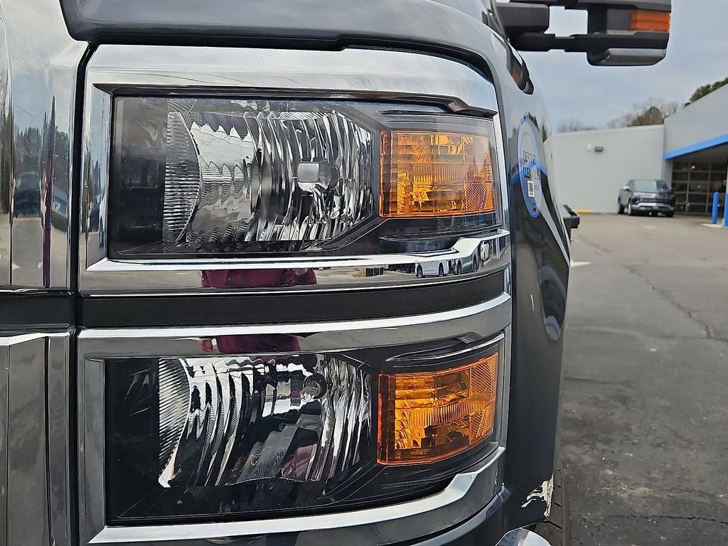 2020 Chevrolet Silverado 5500 HD LT