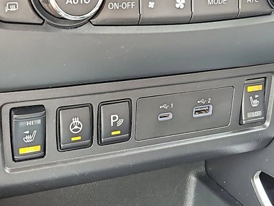2022 Nissan Frontier Crew Cab SV 4x2