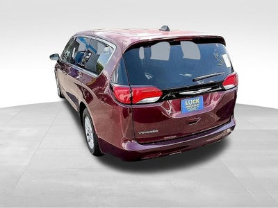 2023 Chrysler Voyager LX