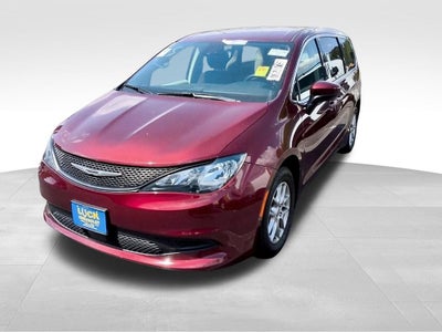 2023 Chrysler Voyager LX