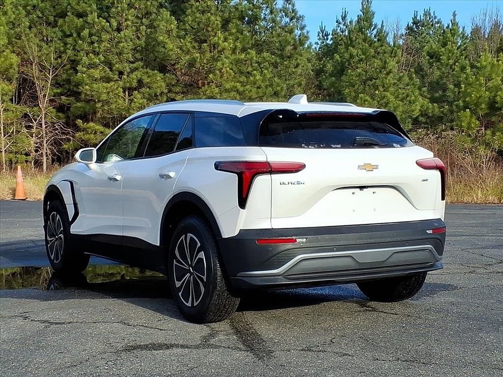 2024 Chevrolet Blazer EV LT