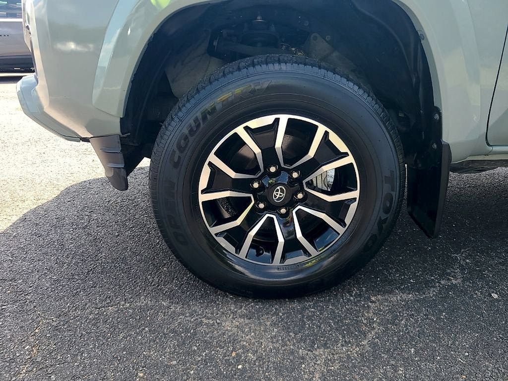 2022 Toyota Tacoma TRD Sport
