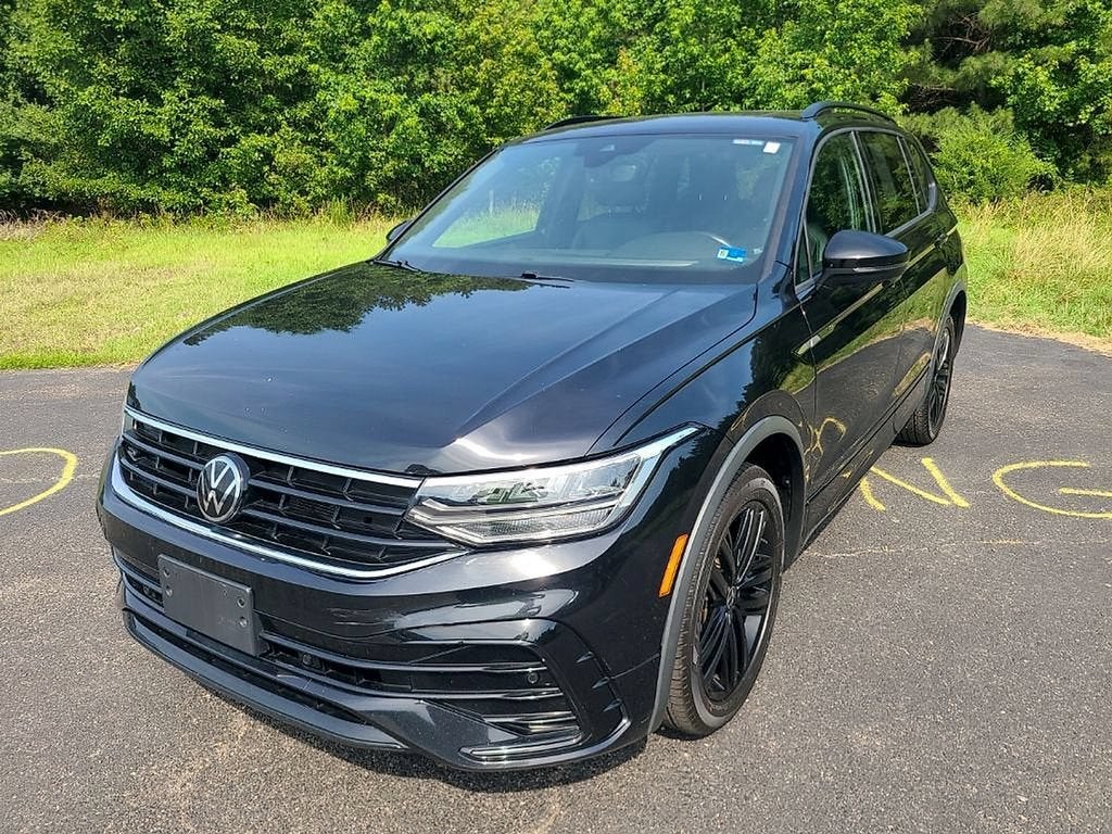 2022 Volkswagen Tiguan 2.0T SE R-Line Black