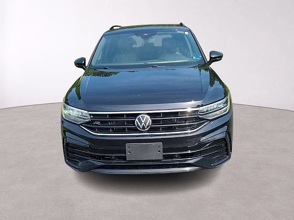 2022 Volkswagen Tiguan 2.0T SE R-Line Black