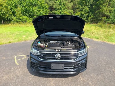 2022 Volkswagen Tiguan 2.0T SE R-Line Black