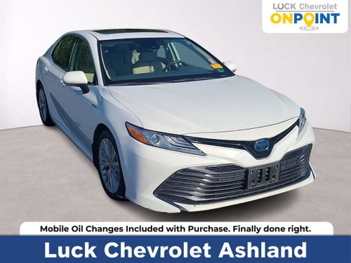 2020 Toyota Camry Hybrid XLE