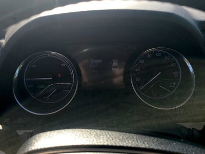 2020 Toyota Camry Hybrid XLE