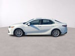 2020 Toyota Camry Hybrid XLE