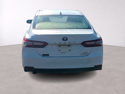 2020 Toyota Camry Hybrid XLE
