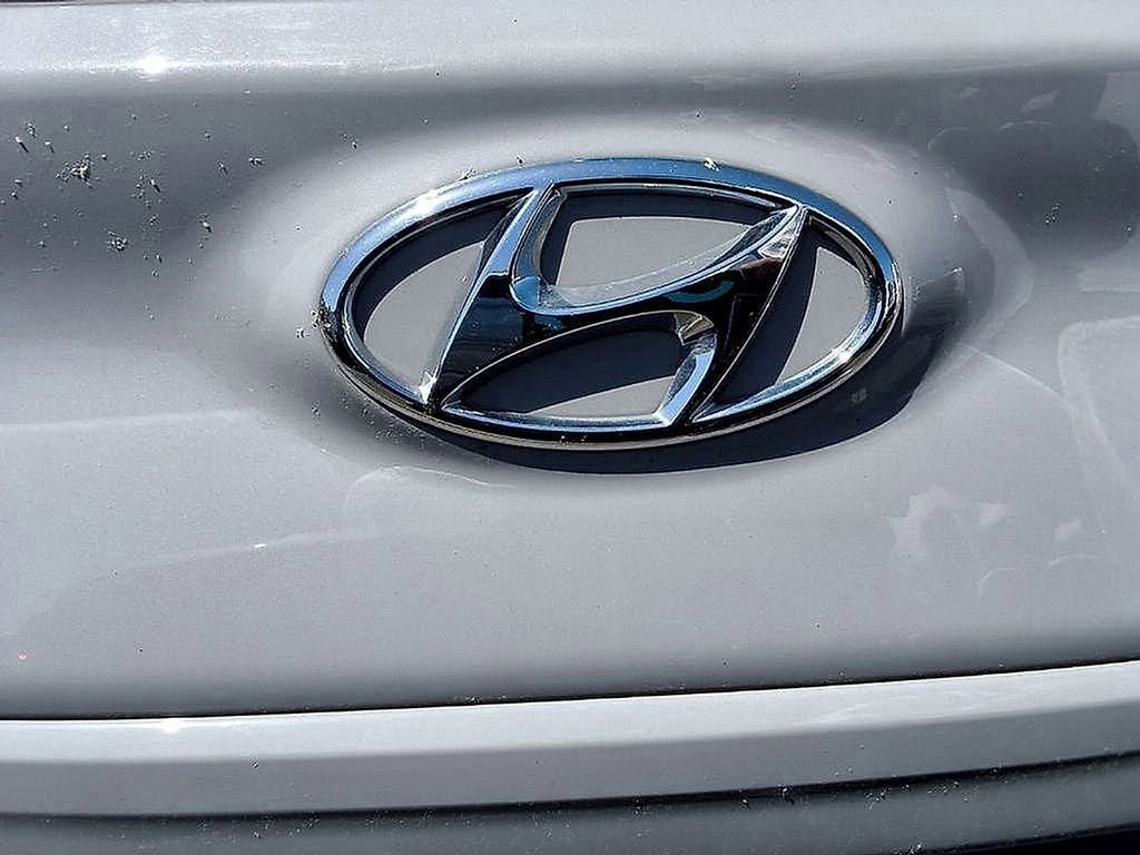 2022 Hyundai Kona SE