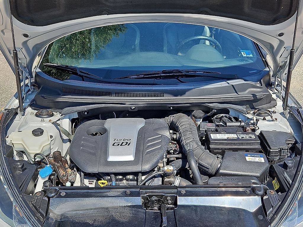 2016 Hyundai Veloster Turbo